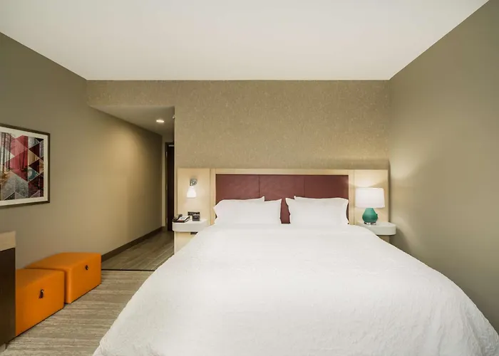 Hampton Inn Newport