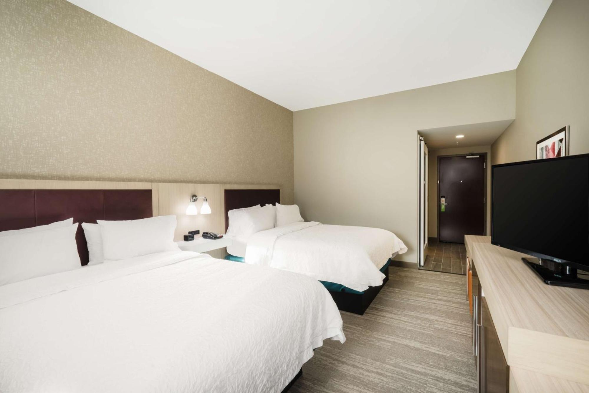 Hampton Hotel 3*