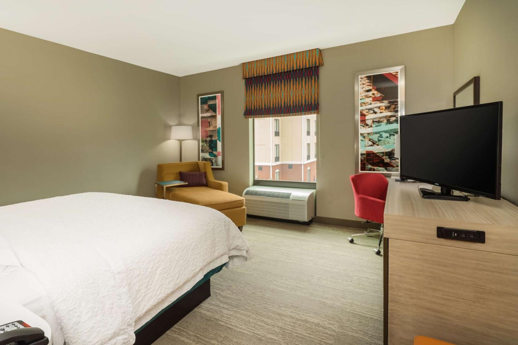 Hotel Hampton
