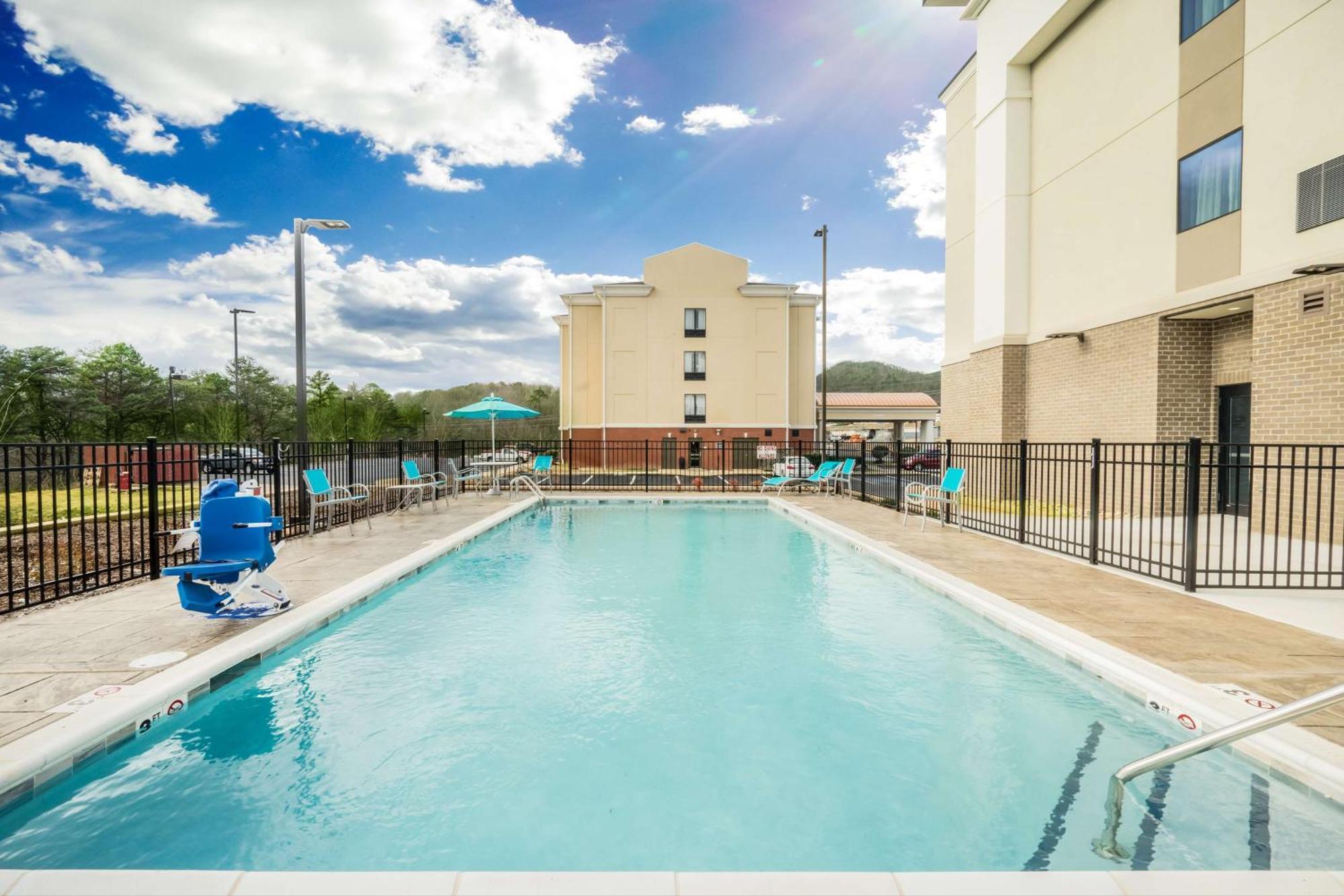 Hotel Hampton Newport